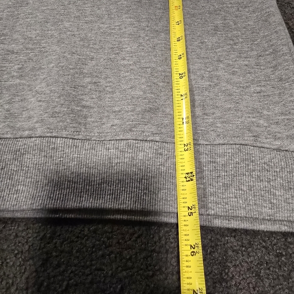 NWOT Vans Women's Gray Crewneck Sweater with Floral Logo - Picture 7 of 8